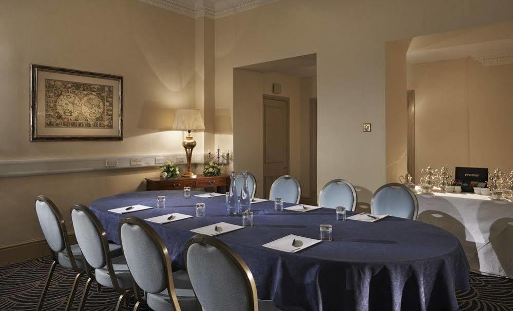 Hotel The Grand